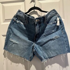 Old Navy: NWT high waisted jean shorts